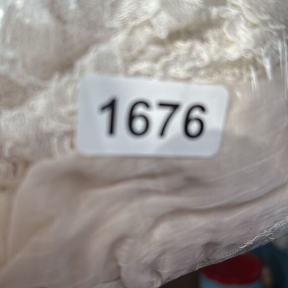 Free people women’s size large flutter sleeve tunic/blouse, cream color - Picture 4 of 4